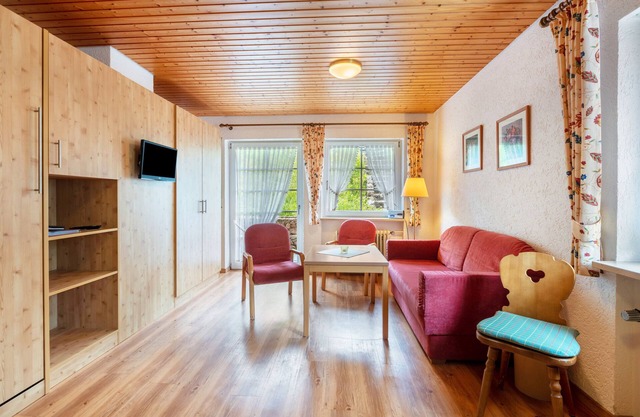 Apartment 'Schwarzwald' with Terrace and Wi-Fi