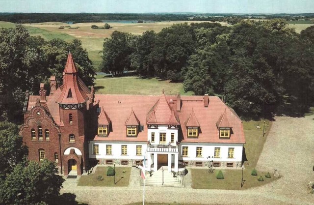 Apartment Strelitzie - * 4 very comfortable apartments in the castle Peckatel *