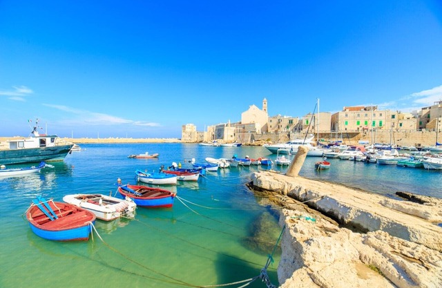 Apartment 'Suite House Palazzo La Fenicia' with Sea View, Wi-Fi and Air Conditioning