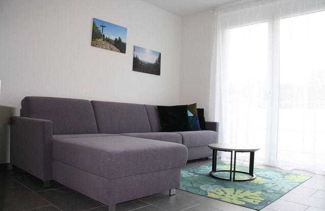 Apartment T5 80 sqm, 3 bedrooms with balcony, max. 7 persons