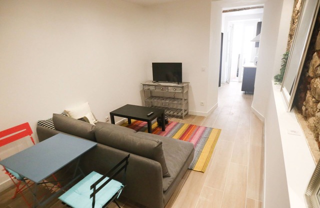 APARTMENT TRIANGLE GOLD HYPER CENTER ALL COMFORT