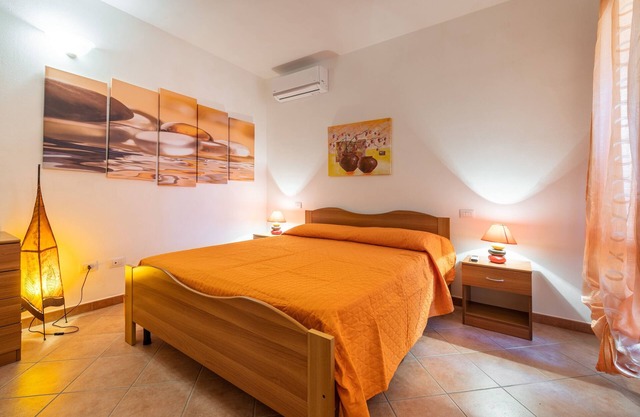 Apartment “Villetta Nora” Close to the Beach with Air Conditioning and Terrace