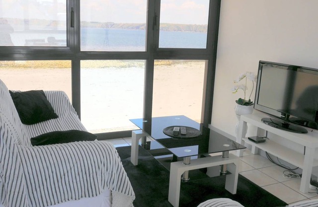 Apartment with panoramic sea views, Camaret-sur-Mer