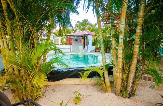 Apartment With 2 Bedrooms In Pereybere, With Shared Pool, Enclosed Garden And Wifi - 600 M From The Beach