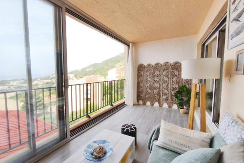 Apartment with balcony - sea view