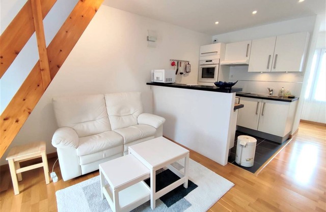 Apartment with parking space and Wifi in the center of PERROS-GUIREC