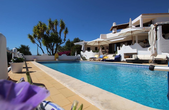Apartment With Pool in Albufeira