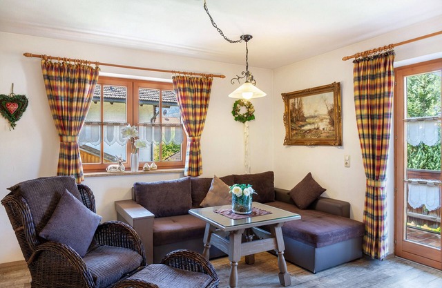 Apartment 'Wohnung 1' with Mountain View, Balcony and Wi-Fi