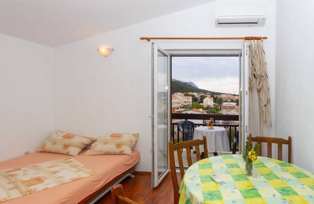 Apartments and Rooms Celija, accommodation in the center, free parking