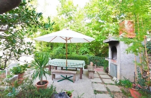 Apartments Anesa, (13864), Podgora, Croatia