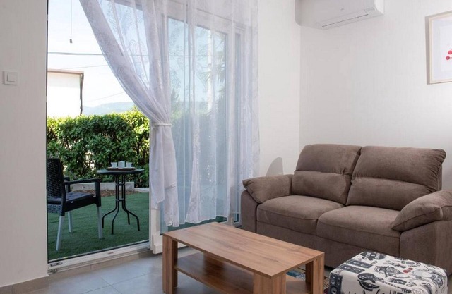 Apartments Bella Vista - One Bedroom Apartment with Terrace
