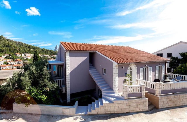 Apartments by the sea Brna, Korcula - 9147