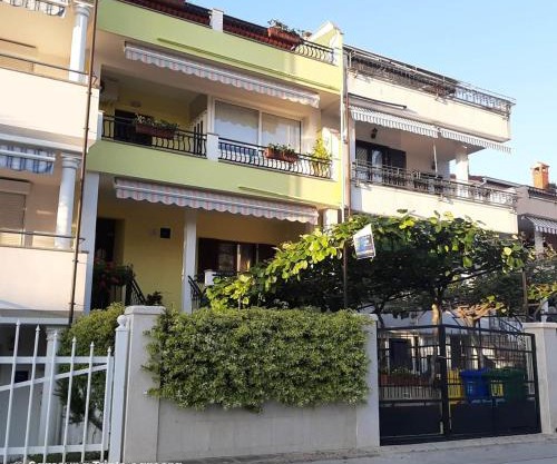 Apartments Elda 