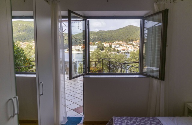 Apartments Melissa (16611-A2) - Brna - island Korcula