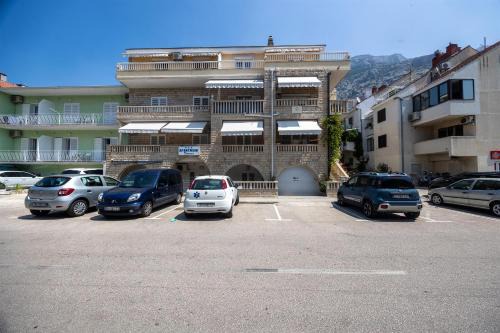 Apartments Ivo