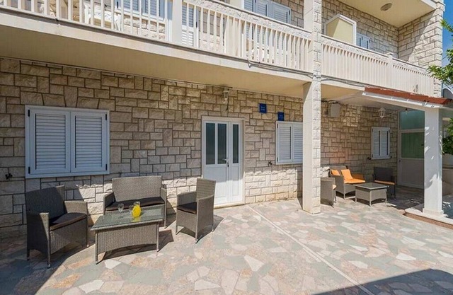 Apartments Joško, (2136), Podstrana, Croatia
