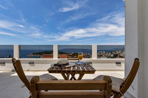 Apartments Luka's View