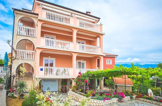Apartments Marija, (15689), Lopar, Croatia