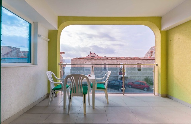 Apartments Road star (74741-A4) - Mali rat