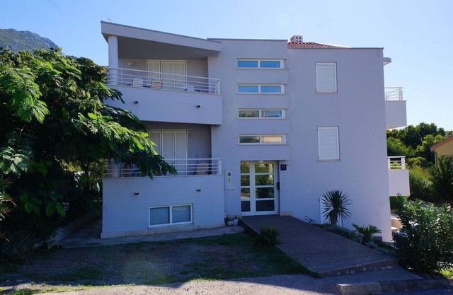 Apartments Sunny (119171-A3) - Karlobag