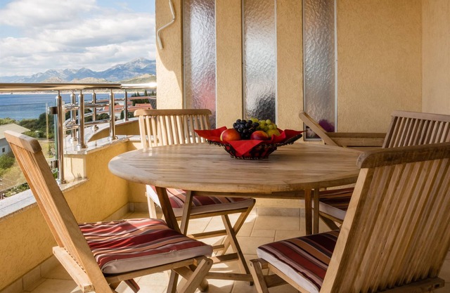 Apartments Utjeha (47501-A2) - Utjeha