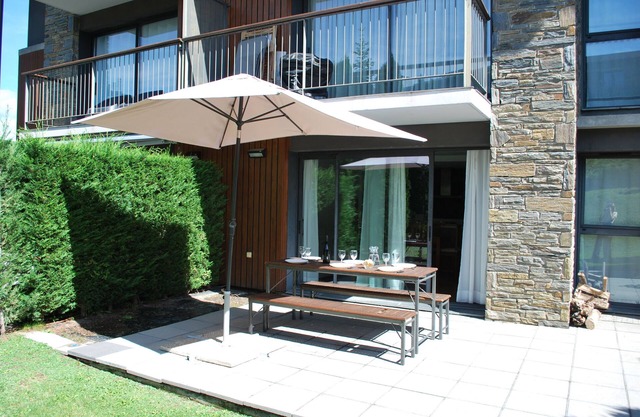 APPART 6 PERS 3CHAMBRES JARDIN ET PISCINE CHAUFFEE