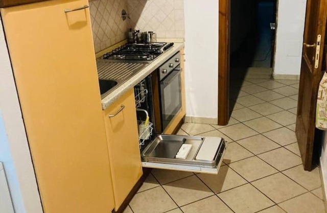 Appartamento in Centro con Cortile Esterno