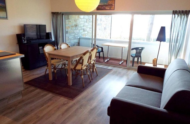 Appartement 2 pièces avec loggia - 300m de la plage de Carnac - FR-1-477-91