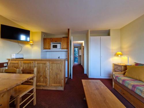 Appartement 3 pièces avec piscine, animaux acceptés, proche télécabine - FR-1-411-49