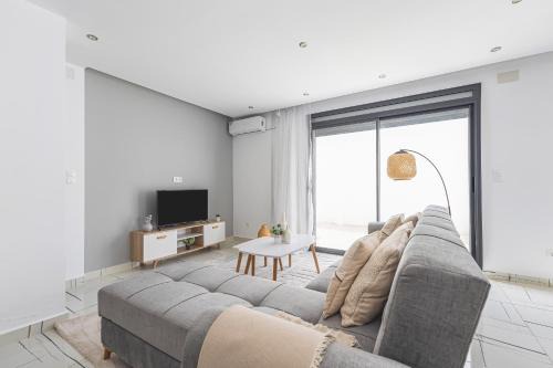 Appartement coquet de 3 pièces à Birkhadem