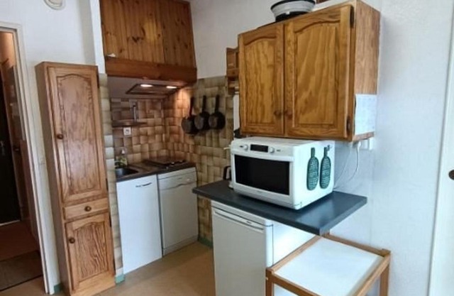 Appartement cosy 6 pers, proche pistes, balcon, casier à skis, parking gratuit - FR-1-602-25