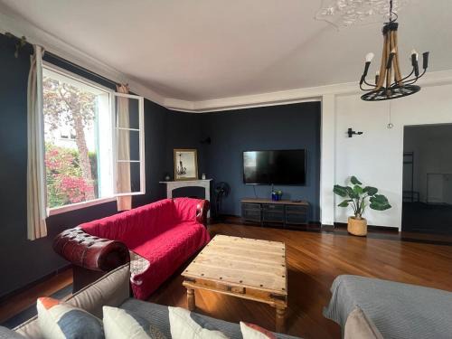 Appartement dans villa avec parking et terrasse