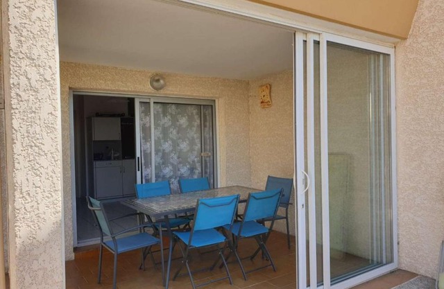 Appartement familial 2 pièces cabine en rez-de-chaussée avec terrasse, piscine et proche de la mer - FR-1-326-643