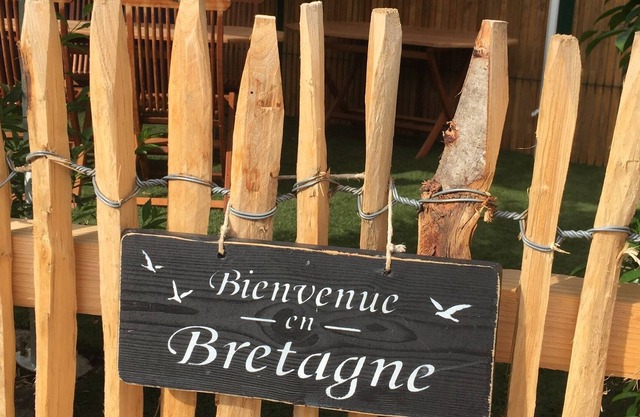 Appartement Spacieux et Confortable Avec Jardin Privatif