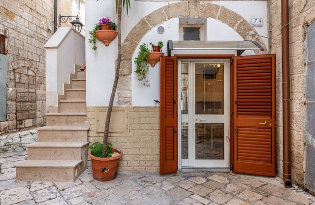 Apt in HISTORIC CENTER! 5 min from Cala Porta Vecchia