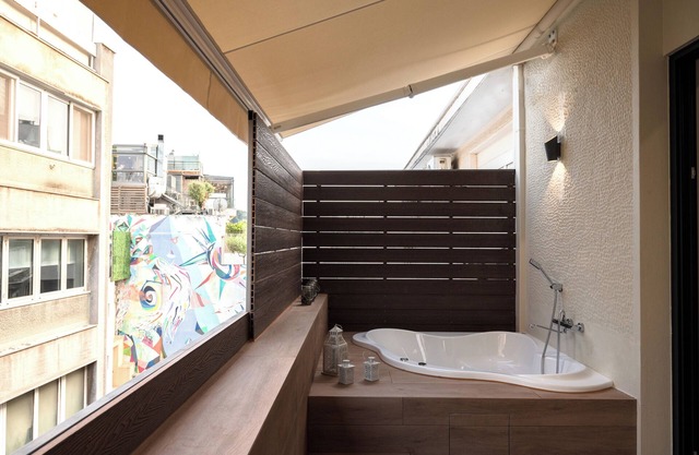 Apt in Monastiraki with hot-tub, Dream in Athens