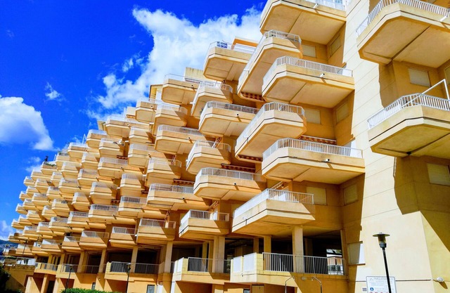 Apt. with two bedrooms, large terrace with awning and sea and pool views!
