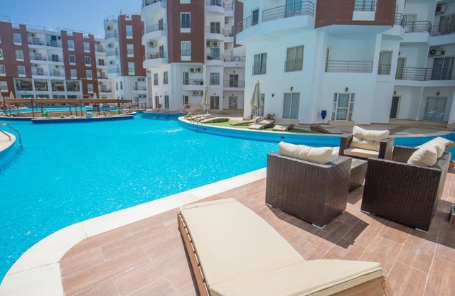 Aqua Palms Swim-Up Apartment