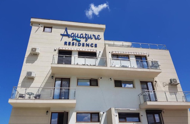 Aquazure Studio Residence