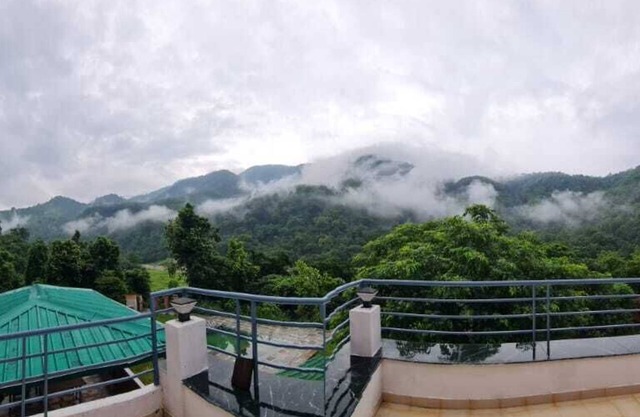 Aranyaka River Resort