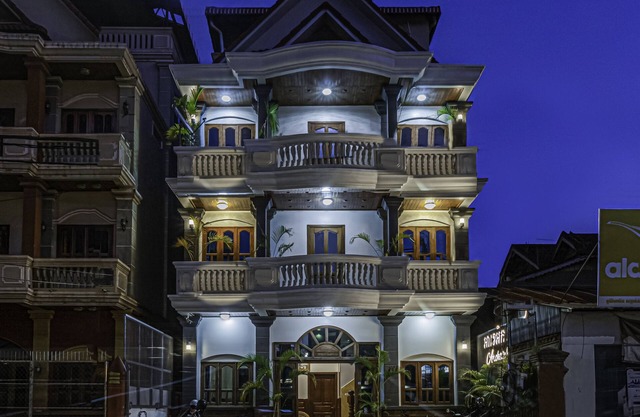 Archaic House
