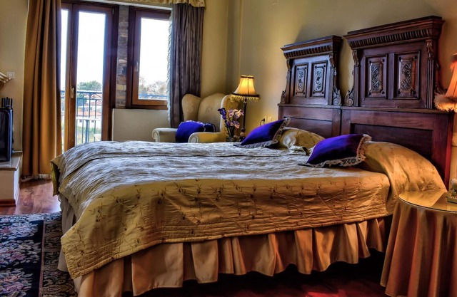 Archontiko Polyzos 11 Manolia