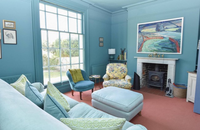 Arden Villa in Ryde with 4 bedrooms and 2 bathrooms