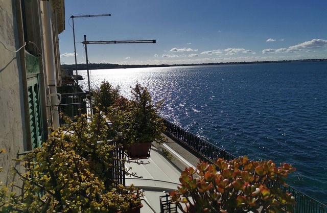 Aretusa by the sea Ortigia