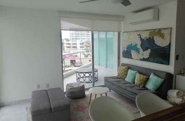 Aria Ocean 255 Flamingos