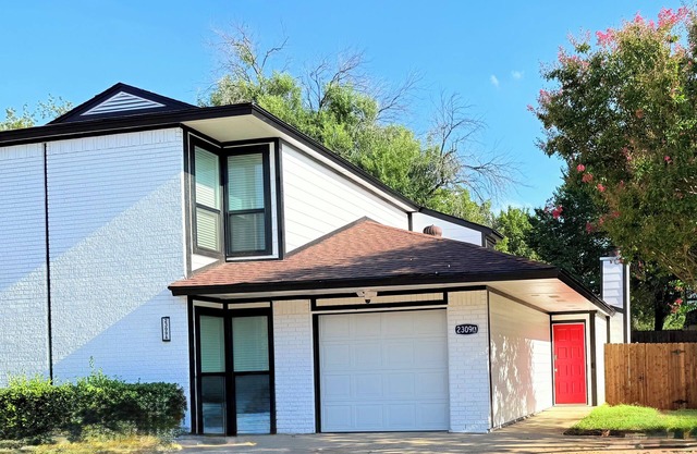 Arlington Entertainment District Home Red Door