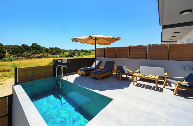 Armonikon 3 Pool Villa