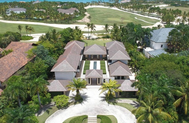 Arrecife 55 - Dramatic luxury villa with golf and ocean view