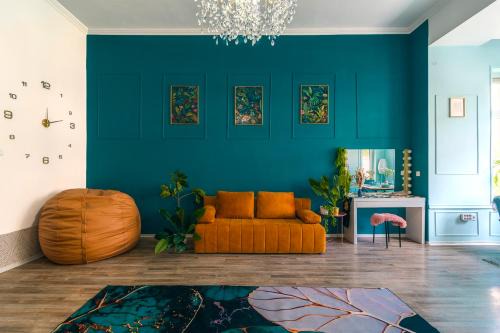 Art Deco Grand Apartment by City Park 78m2 Fireplace