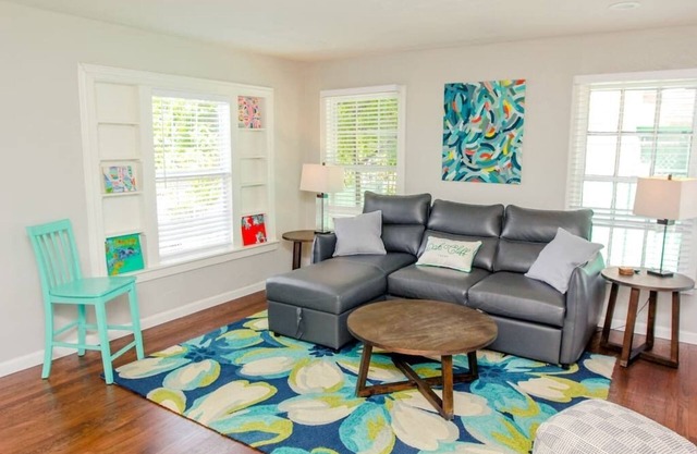 Artist Alcove* 2 luxe q beds*near dwntn*wlk2bishop